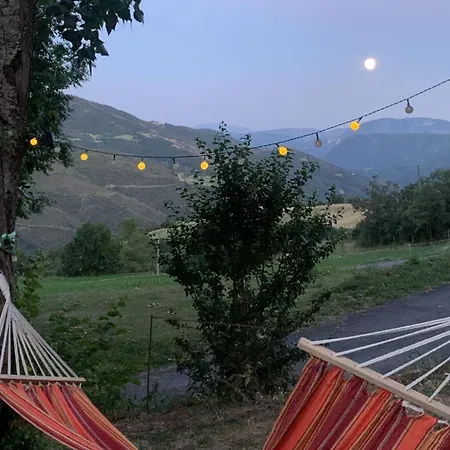 Daire Warm In With Mountain View, 45 M² Ardanué