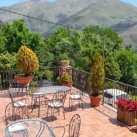 Warm In With Mountain View, 45 M² *