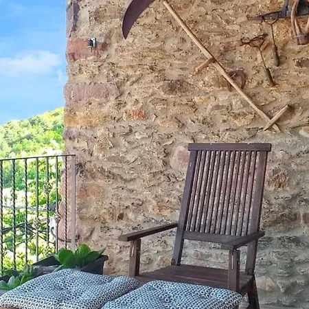 Апартаменты Warm In With Mountain View 45 M²